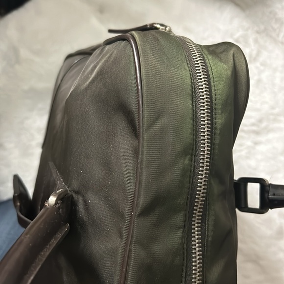 Prada Large green nylon and brown leather commuter bowling bag & lock & keys - Picture 12 of 17